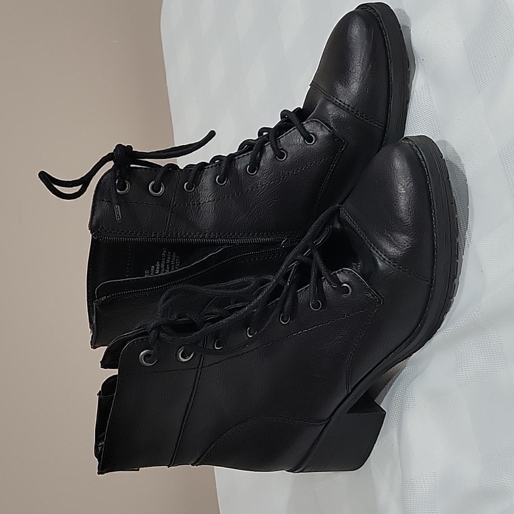 SO Black Combat Boots Women's Size 9